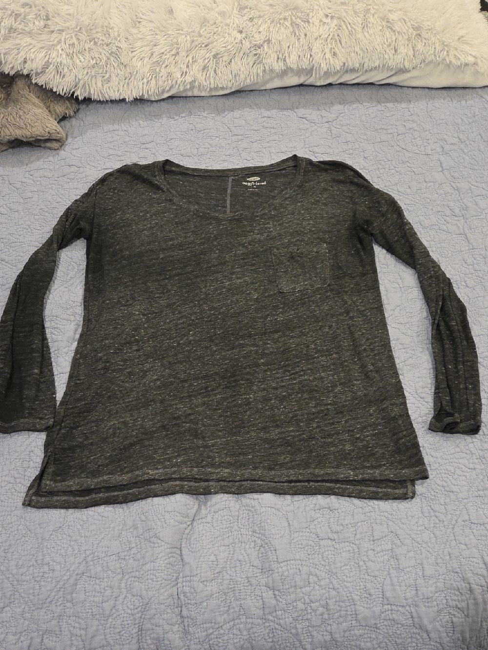 Old Navy Women's "Boyfriend" Charcoal Long Sleeve Scoop Neck Tee Size M!